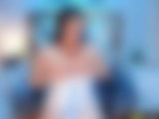 Live cam show with Alejandra - BBW on hrnylive.com