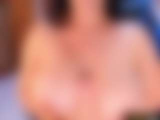 Live cam show with Alejandra - Fingering on CamClone