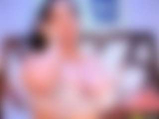Live cam show with Alejandra - Smoking on intimatelivegirls.com