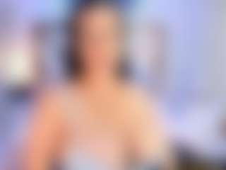 Live cam show with Alejandra - Cute on dropp.cam
