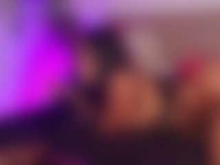 Live cam show with britannyebony - Ebony on studioflirtlive.com | colombia