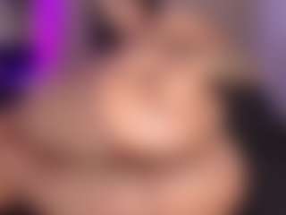 britannyebony's Live Sex Cam Show