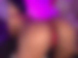 Live cam show with britannyebony - Milk on Free Soda
