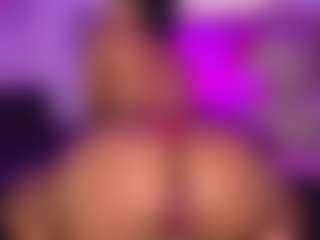 Live cam show with britannyebony - Ebony Toys on Sweet Sext