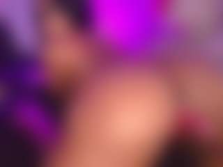 Live cam show with britannyebony - Ebony on CamSodaAdn | colombia