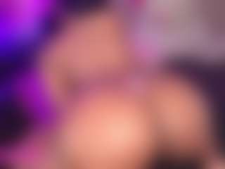 britannyebony's Live Sex Cam Show