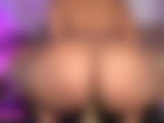 britannyebony's Live Sex Cam Show
