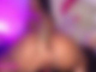Live cam show with britannyebony - Ebony on CamwithHer | colombia