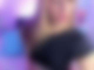 Live cam show with viiooleet - Curvy on madthumbs