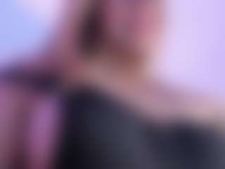 Live cam show with viiooleet - Ahegao on AdultVida.com