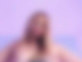 Live cam show with viiooleet - Gamer Mature on Camsoda