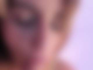 Live cam show with viiooleet - Fetish Curvy on Camsoda