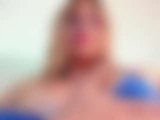 Live cam show with viiooleet - Flashing on Camsoda
