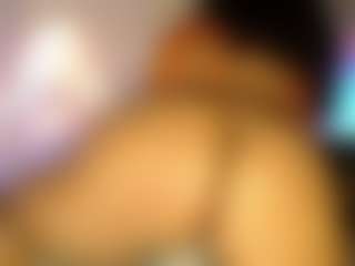 khloesmalls's Live Sex Cam Show