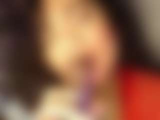 khloesmalls's Live Sex Cam Show