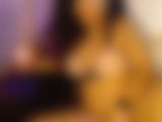 Live cam show with khloesmalls - Bedroom on Camsoda