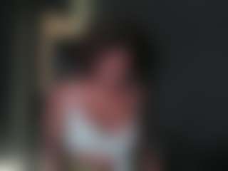 Live cam show with connywells - Ebony on Uber Horny | colombia