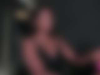 Live cam show with connywells - Barelylegal on livesuperchat.net