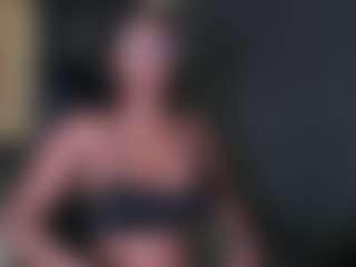 Live cam show with connywells - Show on AdultVida.com