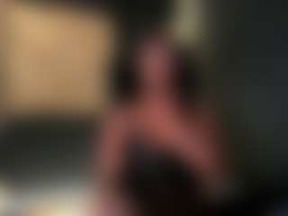 Live cam show with connywells - Ebony Petite on Dare Cams