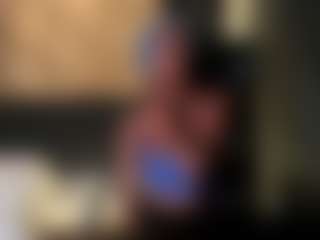 Live cam show with connywells - Black Petite on camwithhim.com