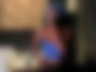 Live cam show with connywells - Slimthick on crypto-cams