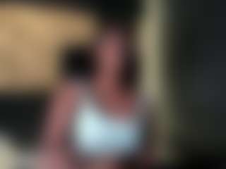 Live cam show with connywells - Queen on Latina Girls
