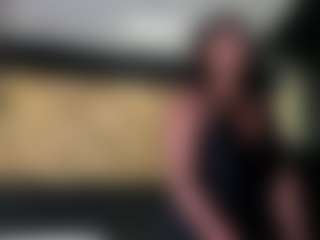 Live cam show with connywells - Queen on livesuperchat.net