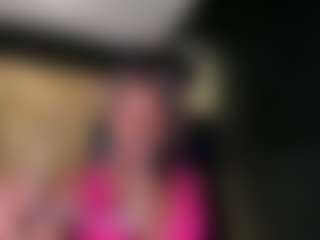 Live cam show with connywells - Gamer Ebony on CamwithHer