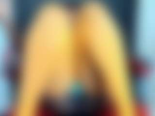 Live cam show with connywells - Ebony Petite on Camsoda