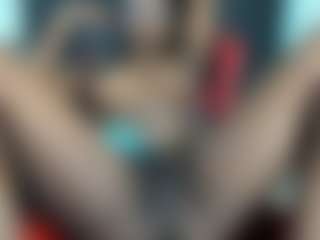Live cam show with connywells - Slimthick on Streamer API