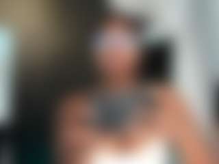 Live cam show with connywells - Colombia Young Adult on Camsoda