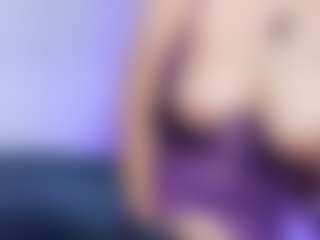 Carolinasweet33's Live Sex Cam Show
