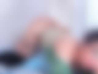 Carolinasweet33's Live Sex Cam Show
