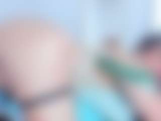 Carolinasweet33's Live Sex Cam Show