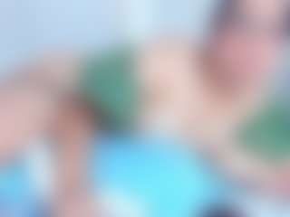 Carolinasweet33's Live Sex Cam Show