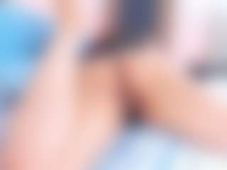 Live cam show with Carolinasweet33 - Fingering on Dolls Live