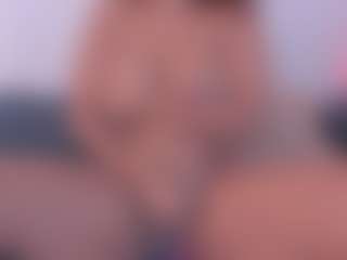 Live cam show with Hanna Cupper - Blowjob on Camsoda