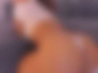 Live cam show with Hanna Cupper - Blowjob on Soda Cam