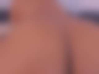 Live cam show with Hanna Cupper - Latina on Milfs Live | colombia