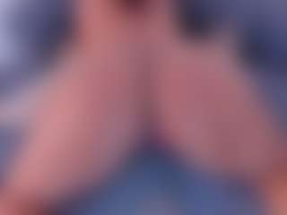 Hanna Cupper's Live Sex Cam Show