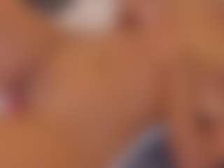Live cam show with Hanna Cupper - Bedroom Lovense on Camming Site