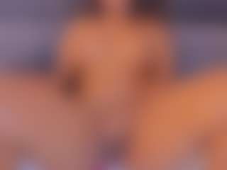 Live cam show with Hanna Cupper - Thick on CamClone