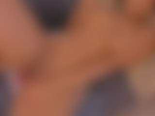 Live cam show with Hanna Cupper - Shaved on xDating