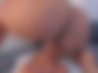 Hanna Cupper's Live Sex Cam Show
