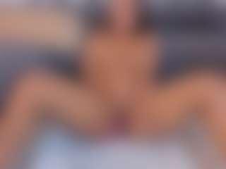 Hanna Cupper's Live Sex Cam Show
