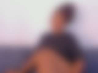 Live cam show with Hanna Cupper - Bedroom on liverealitysex.com