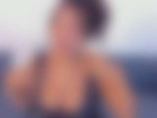 Live cam show with Hanna Cupper - Bedroom on SinfulBabes