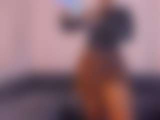 Live cam show with Hanna Cupper - Shaved on Camsoda