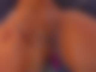 Hanna Cupper's Live Sex Cam Show